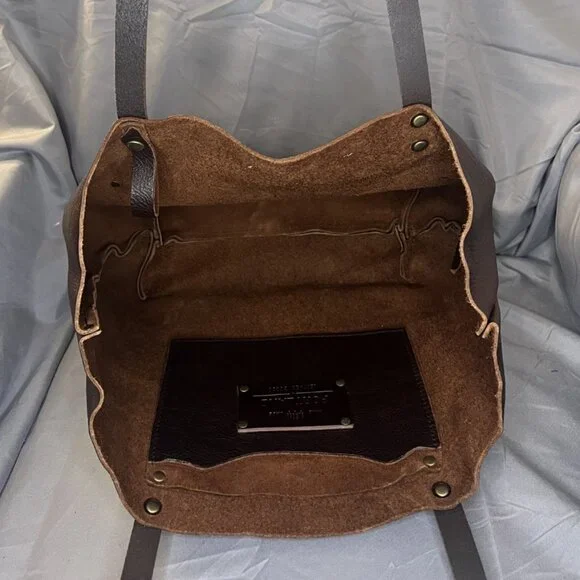 Portland Leather, Cold Brew Tote Bag NWT, with Alpine Bag, Dopp Keychain, Scarf - Picture 4 of 14